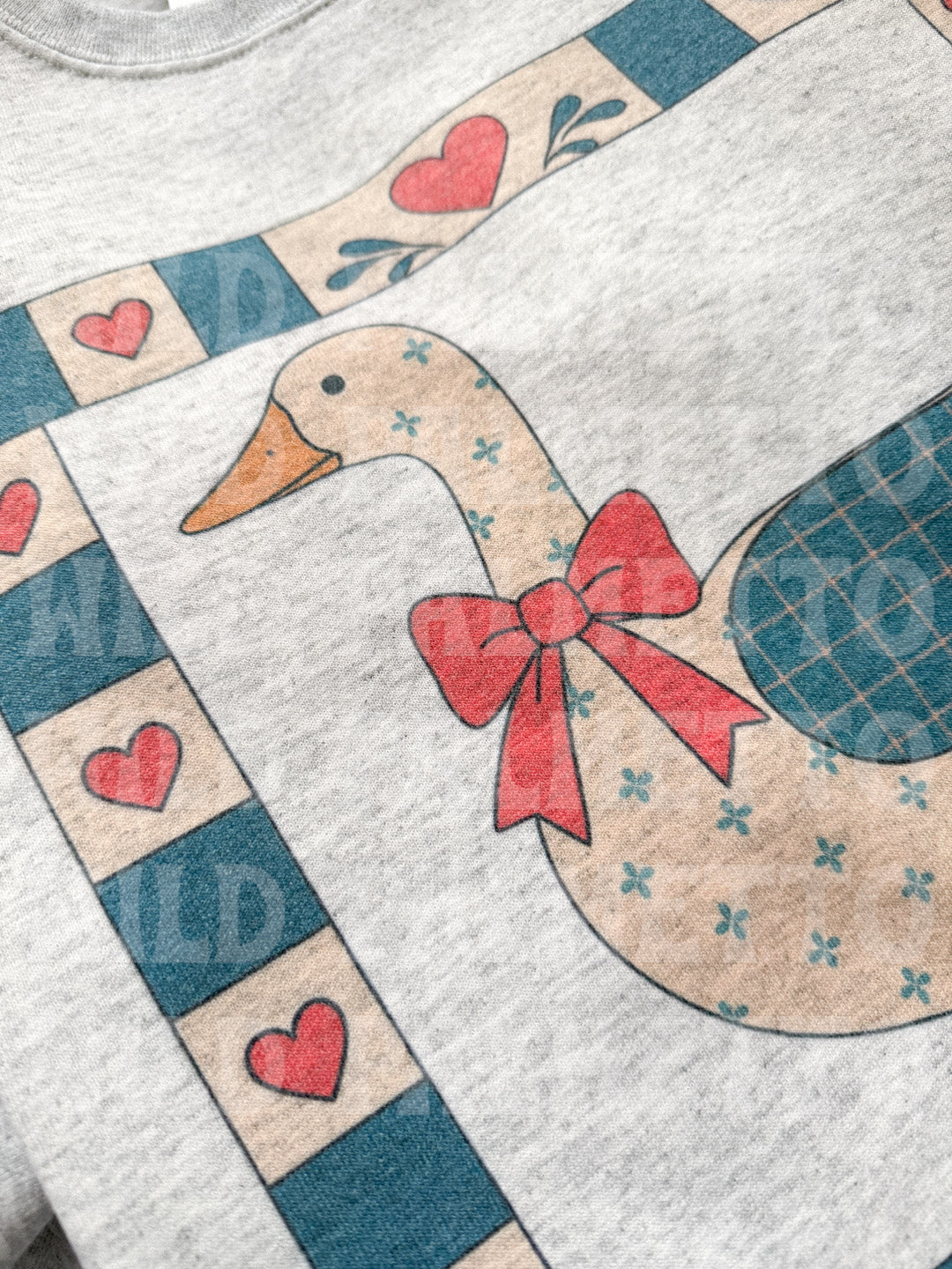 VINTAGE GOOSE SWEATSHIRT