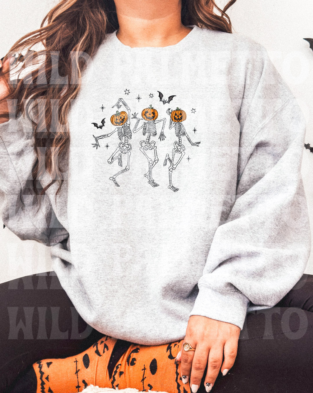DANCING SKELLIES EMBROIDERED SWEATSHIRT