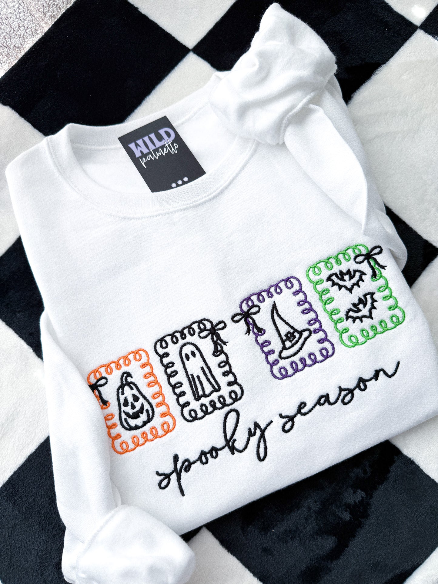 HALLOWEEN ICONS EMBROIDERED SWEATSHIRT