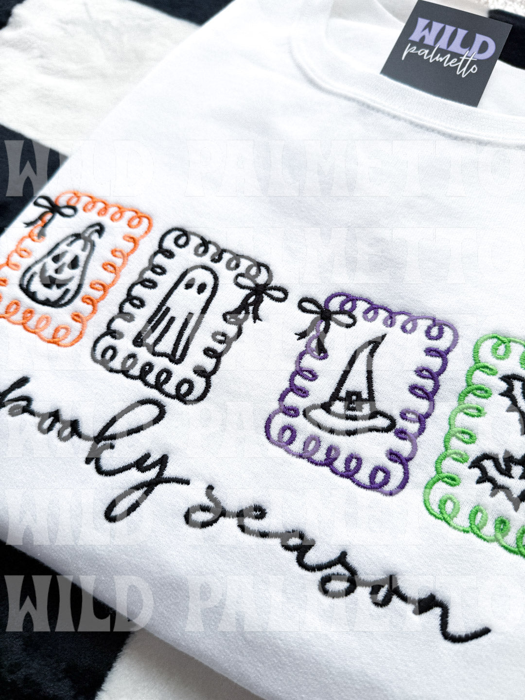 HALLOWEEN ICONS EMBROIDERED SWEATSHIRT