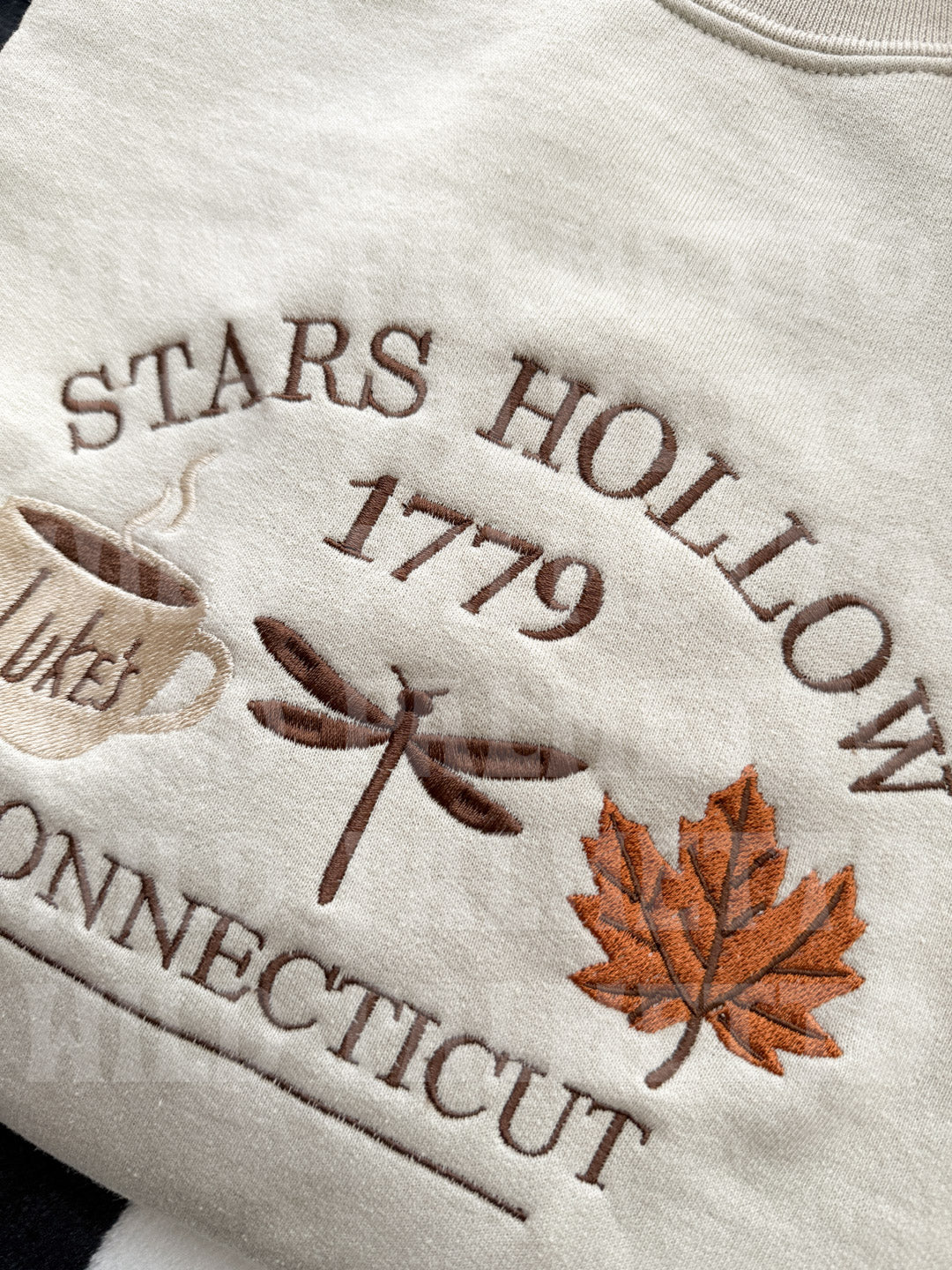 *SAMPLE SALE* STARS HOLLOW FALL EMBROIDERED SWEATSHIRT 2XL & 3XL | READY TO SHIP