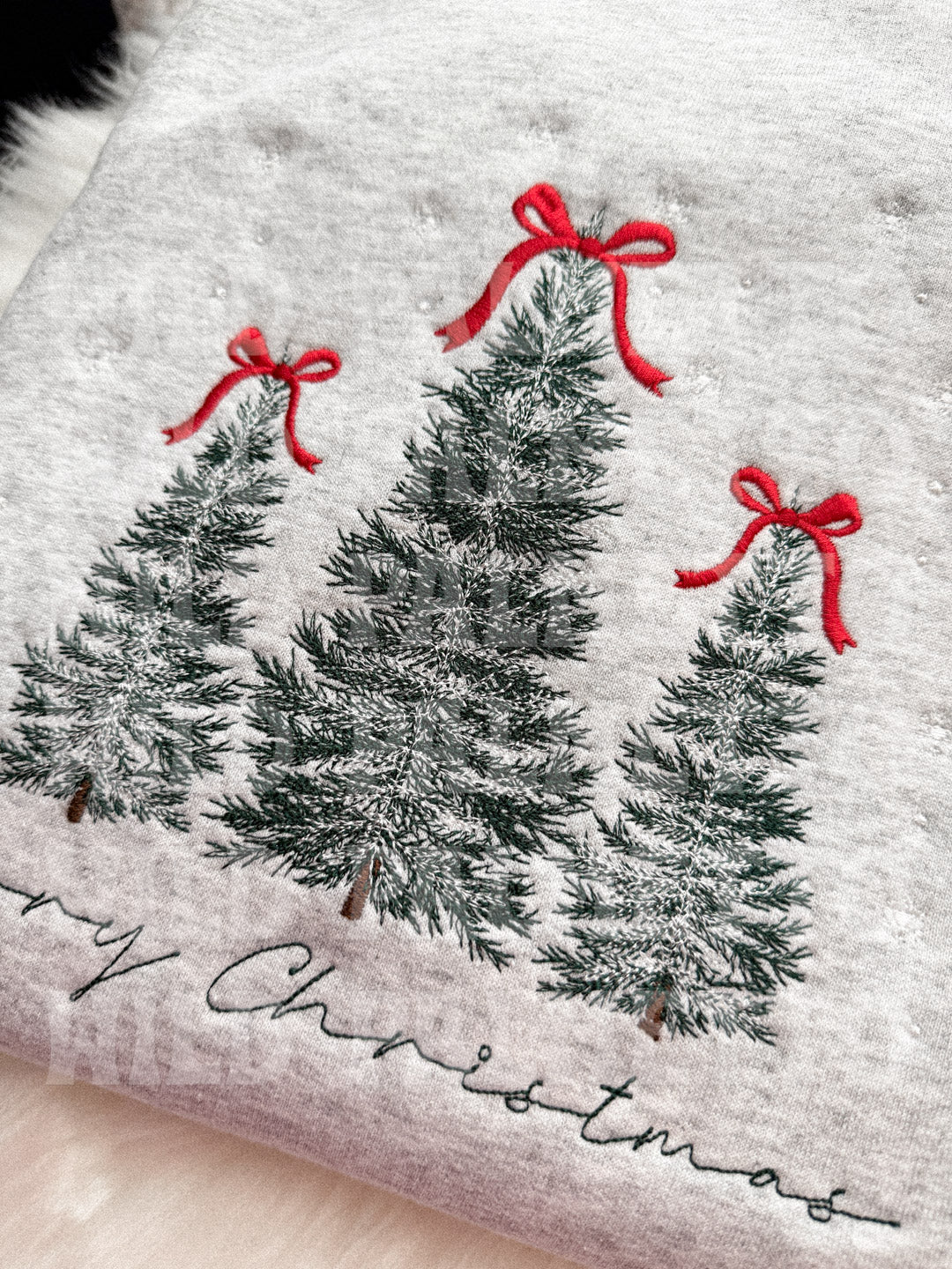 MERRY CHRISTMAS TREES EMBROIDERED SWEATSHIRT