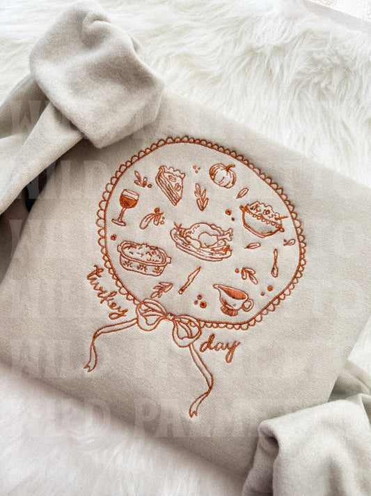 TURKEY DAY EMBROIDERED SWEATSHIRT