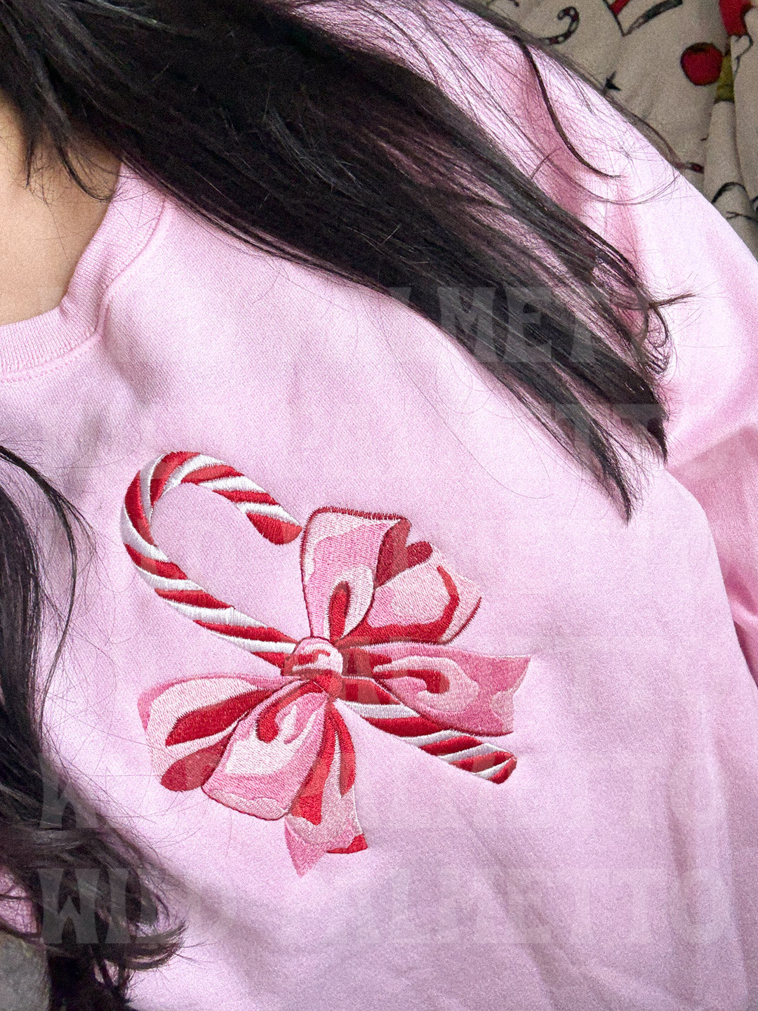 CANDY CANE BOW EMBROIDERED SWEATSHIRT
