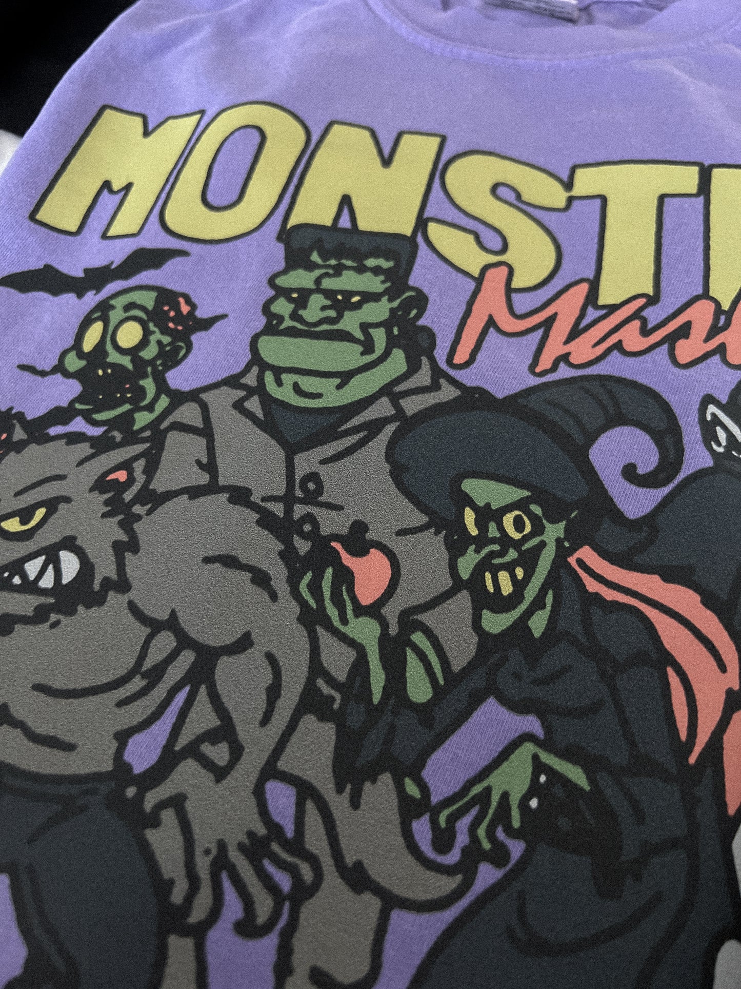 MONSTER TEE