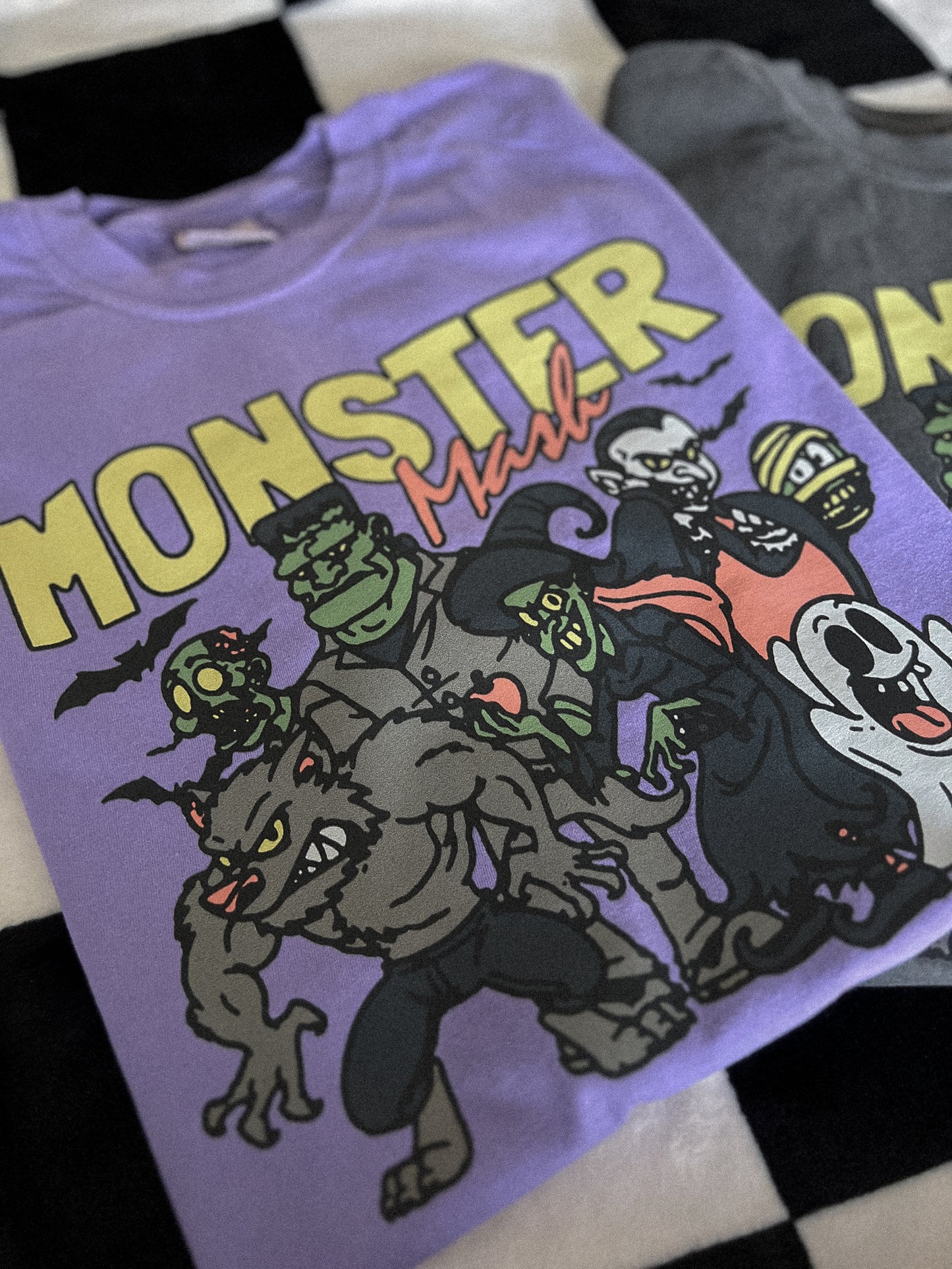 MONSTER TEE