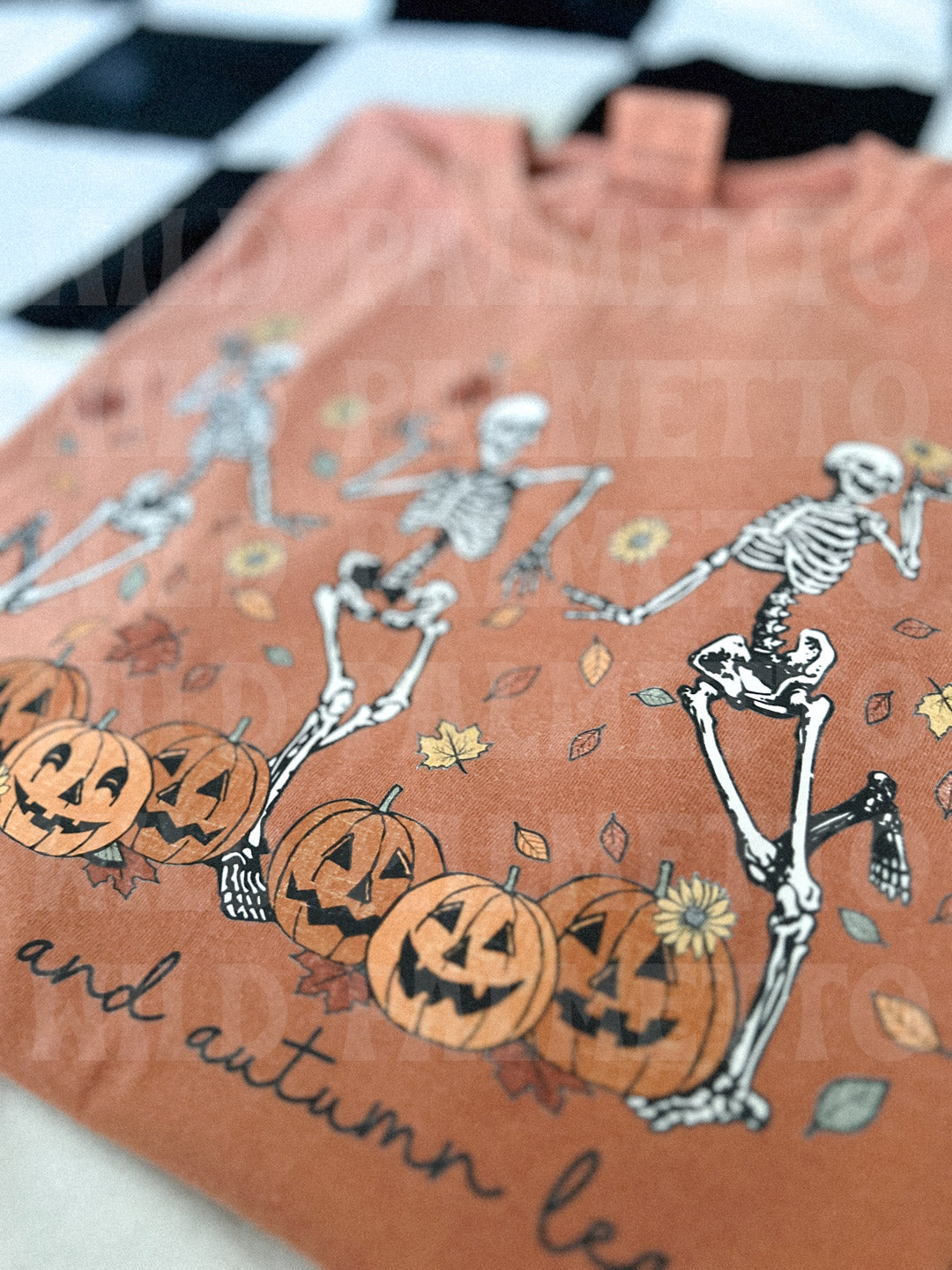 FALL BREEZE SKELLIES TEE