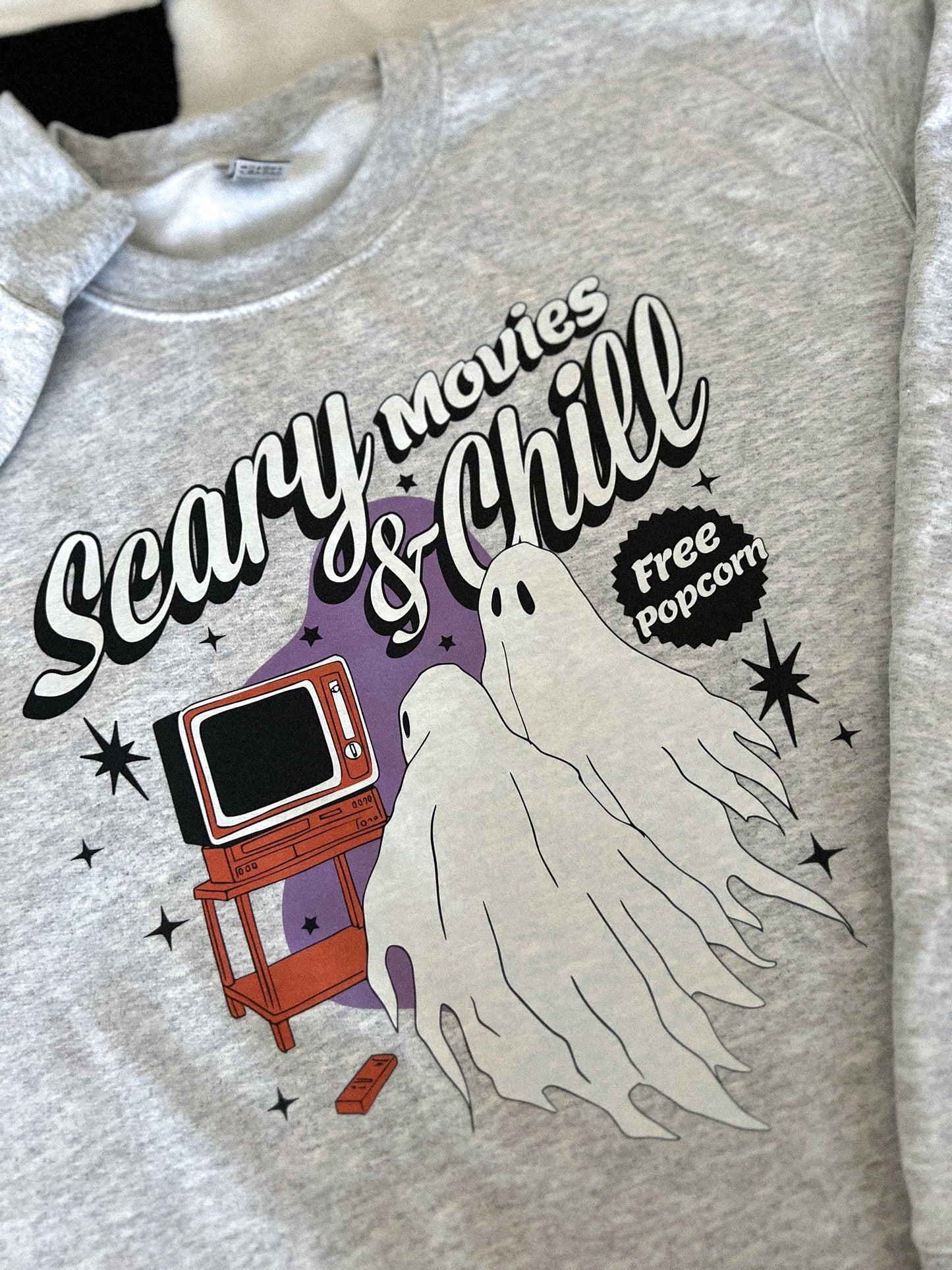 SCARY MOVIES & CHILL SWEATSHIRT