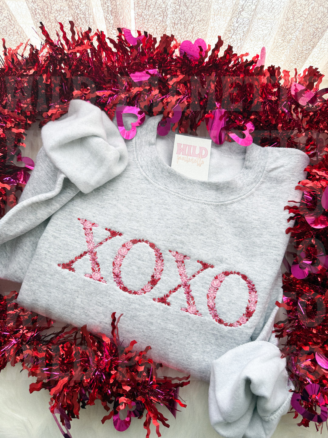XOXO EMBROIDERED SWEATSHIRT