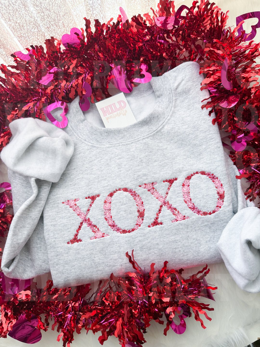 XOXO EMBROIDERED SWEATSHIRT