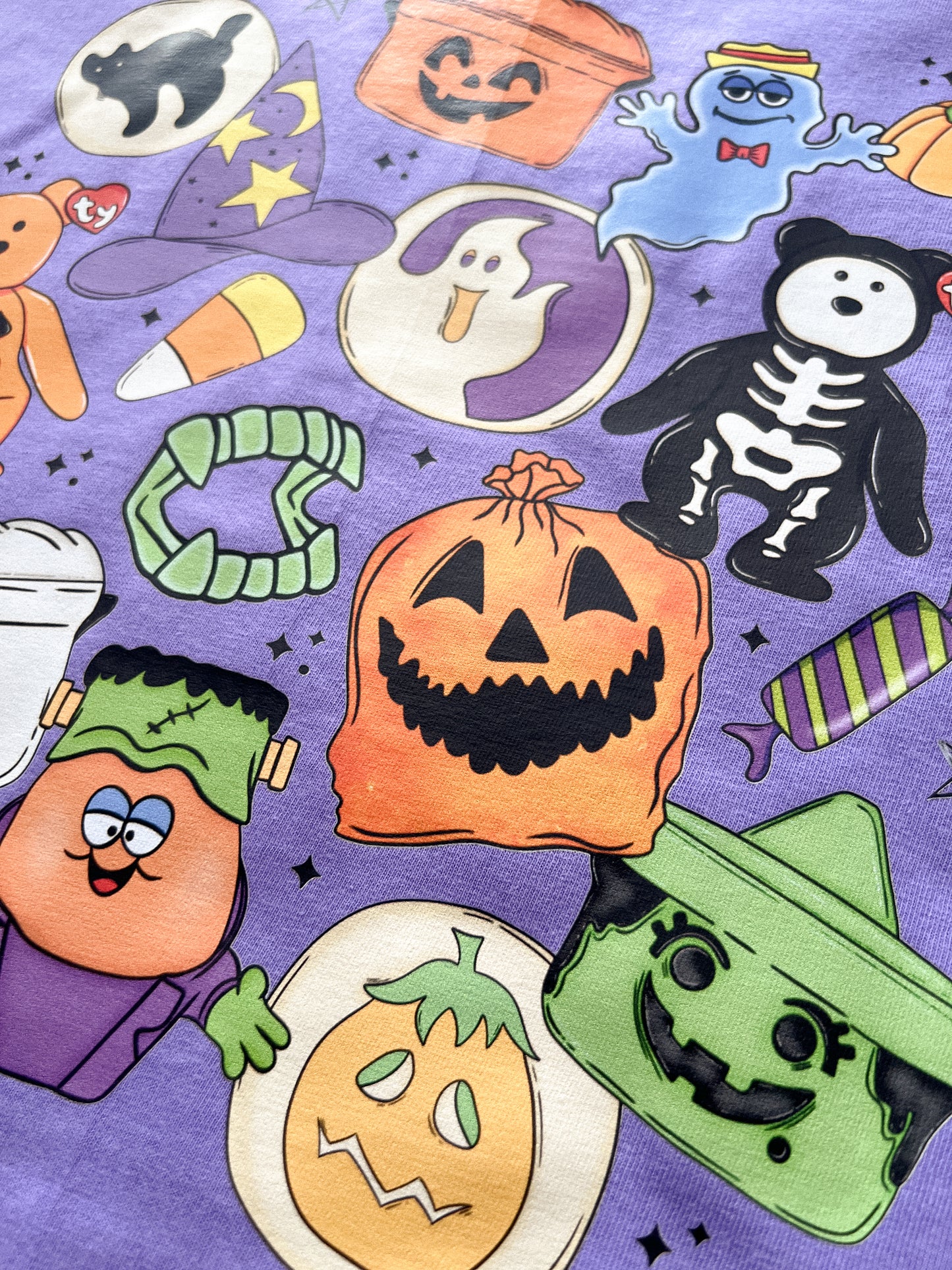 90'S HALLOWEEN COLLAGE TEE