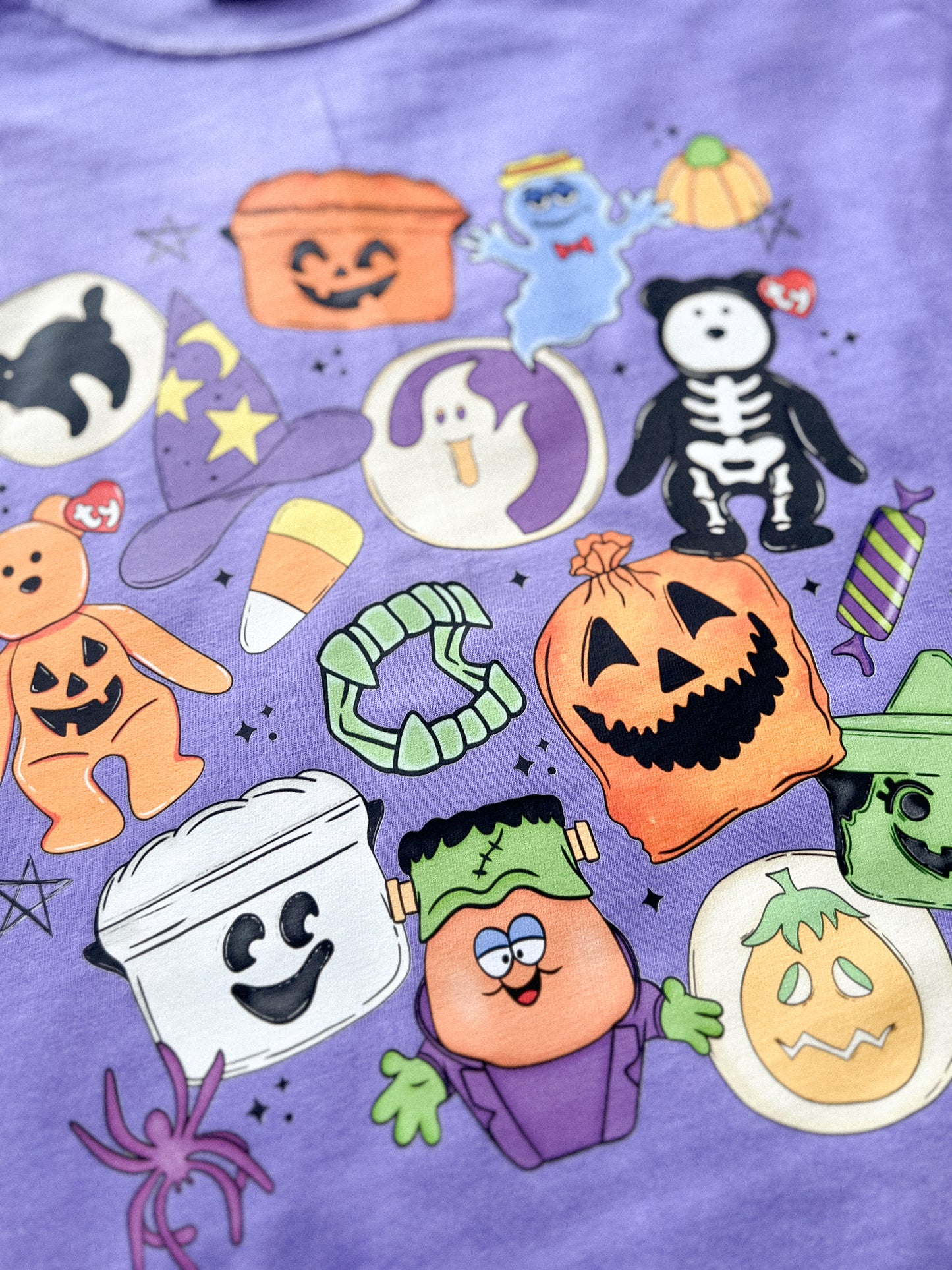 90'S HALLOWEEN COLLAGE TEE