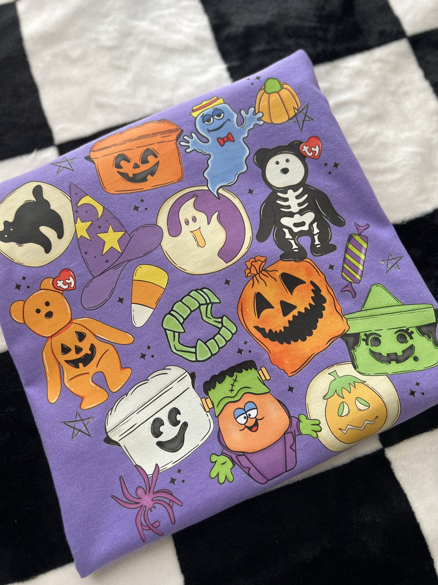 90'S HALLOWEEN COLLAGE TEE