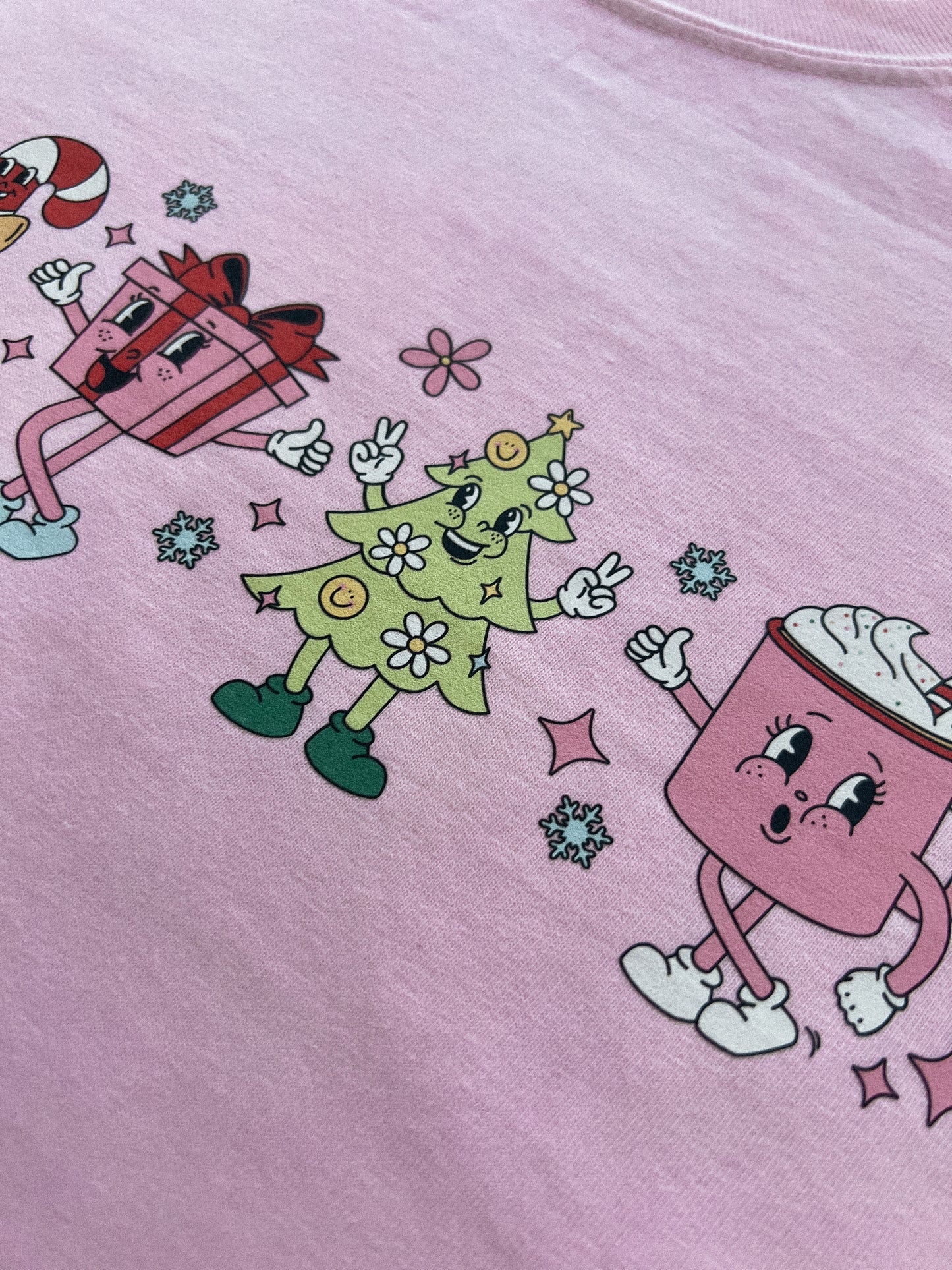 CHRISTMAS CHARACTERS TEE