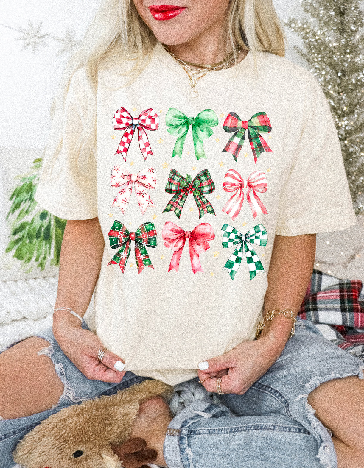 CHRISTMAS BOWS TEE