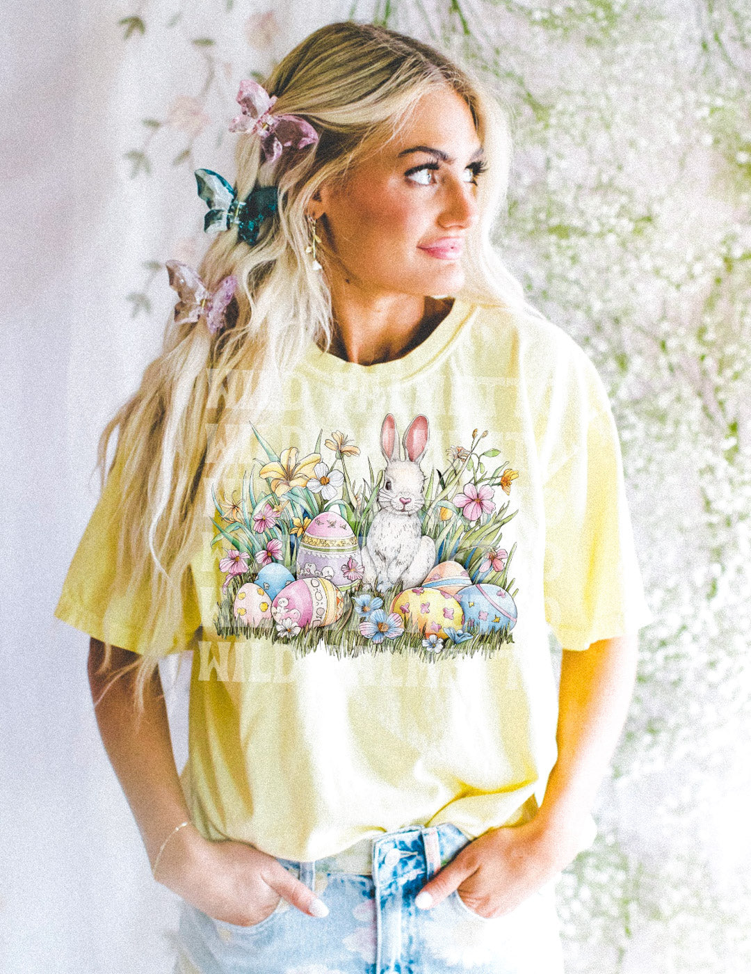 BUNNY IN A FIELD EASTER TEE