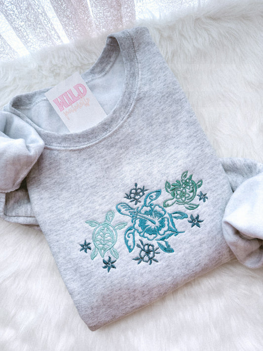 SEA TURTLES EMBROIDERED SWEATSHIRT