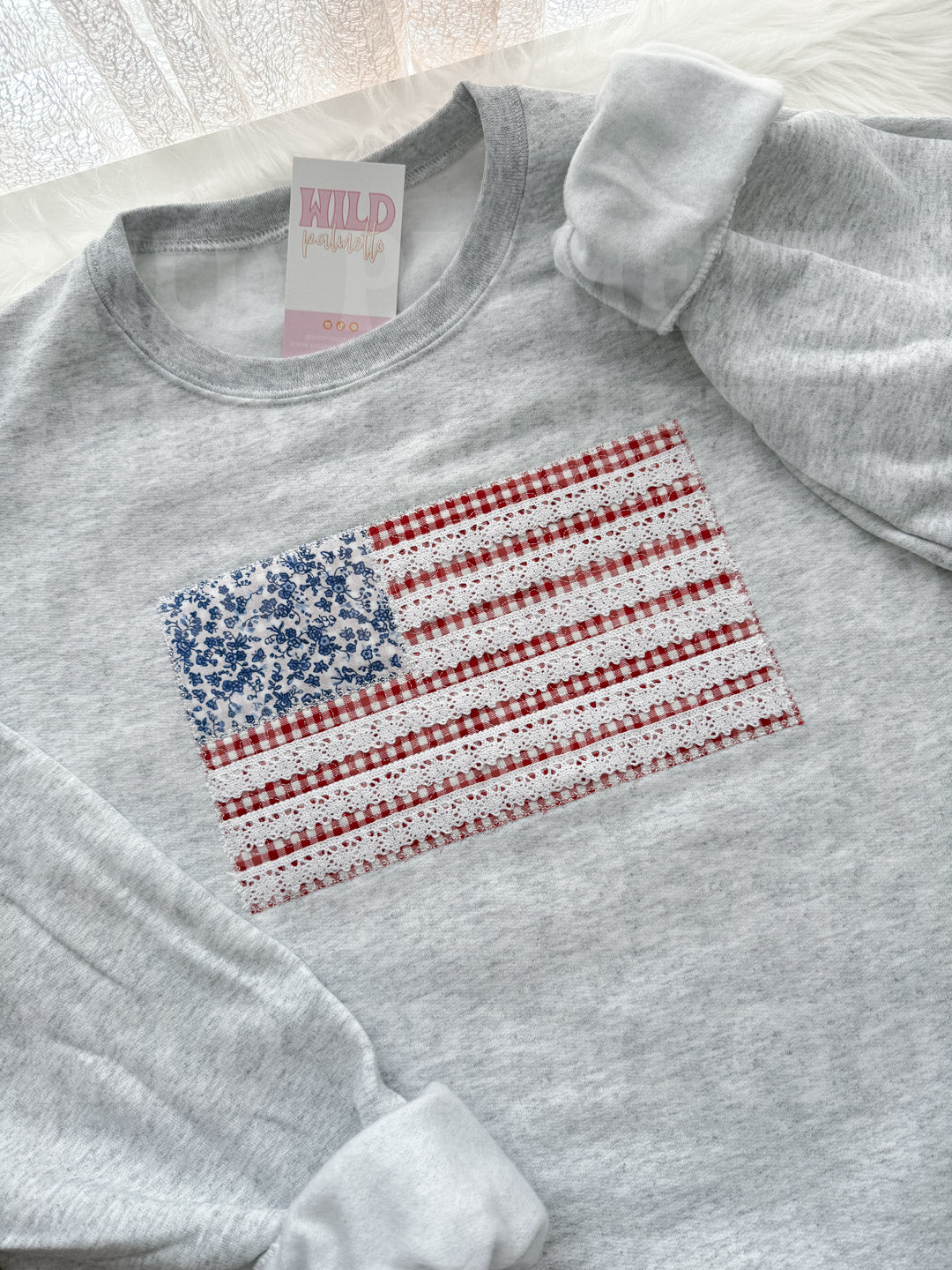 AMERICAN FLAG EMBROIDERED SWEATSHIRT