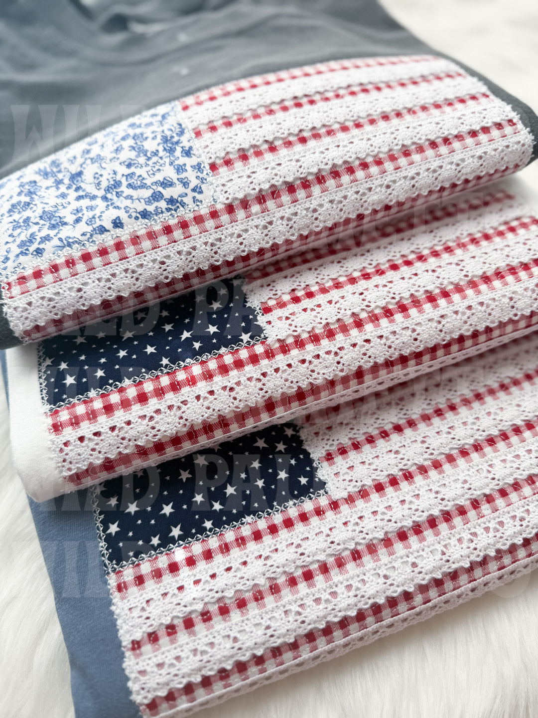 AMERICAN FLAG WITH LACE EMBROIDERED TEE