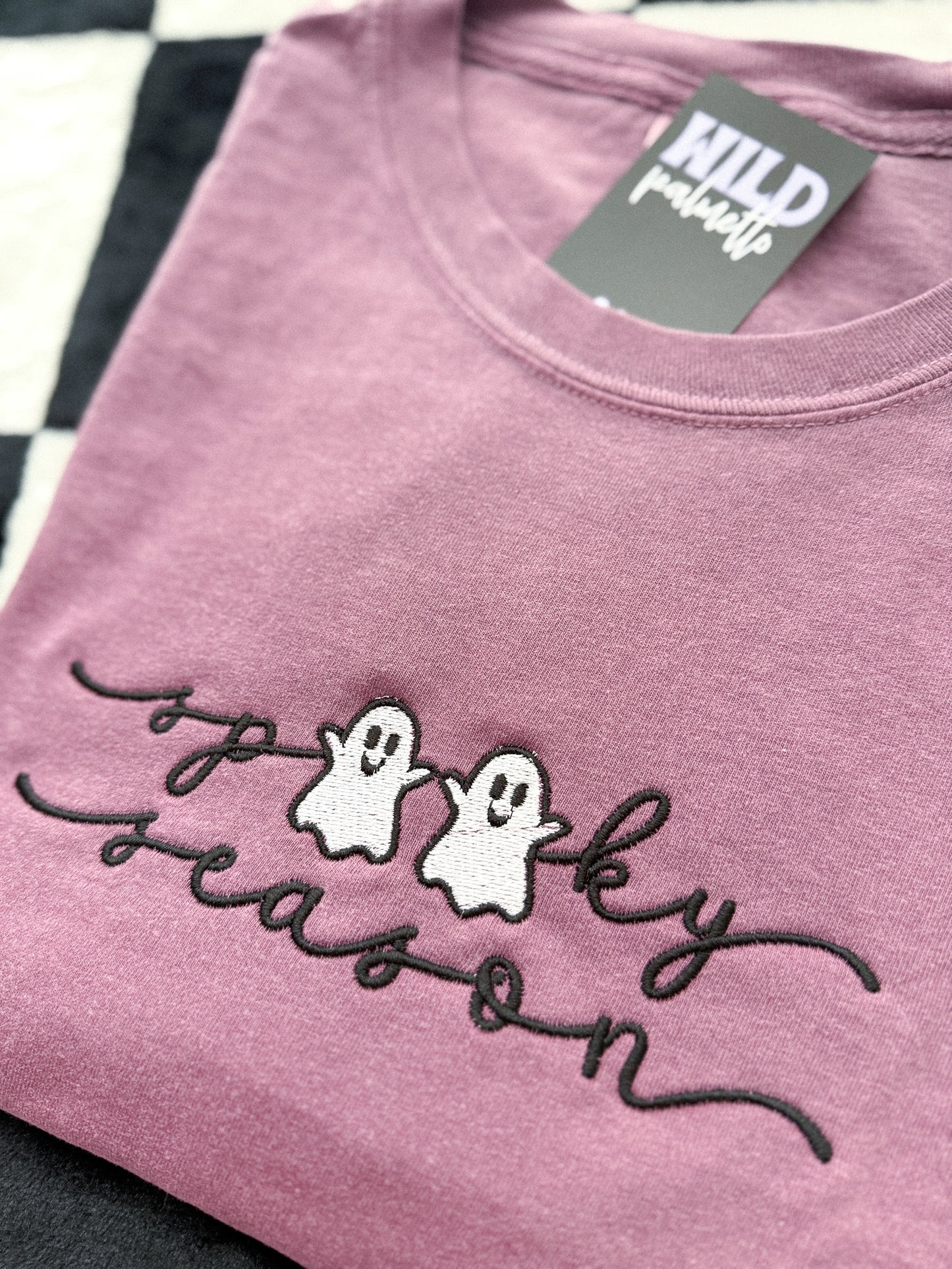 SPOOKY SEASON GHOSTS EMBROIDERED TEE