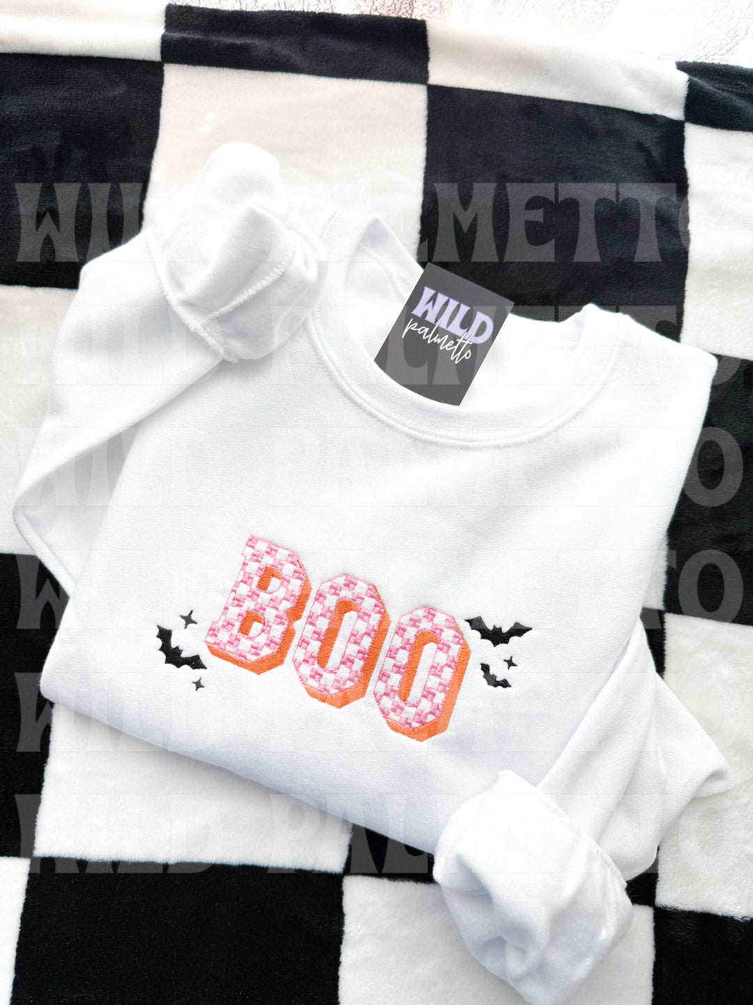 BOO CHECKERED WITH BATS EMBROIDERED SWEATSHIRT