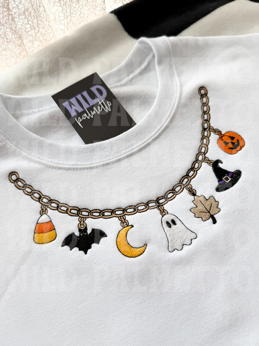 HALLOWEEN NECKLACE EMBROIDERED SWEATSHIRT