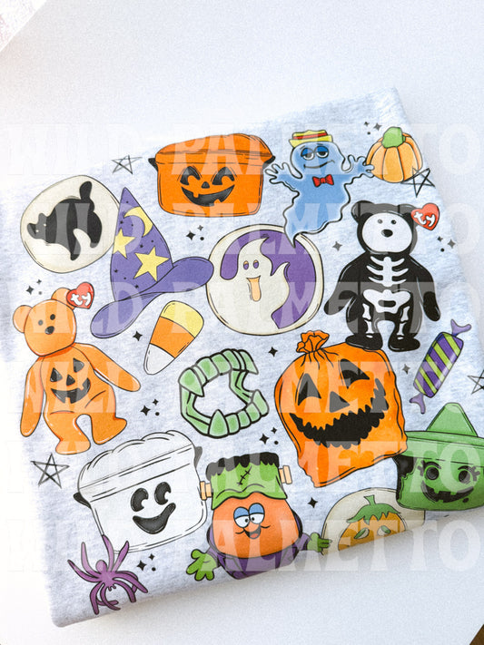 90'S HALLOWEEN COLLAGE SWEATSHIRT