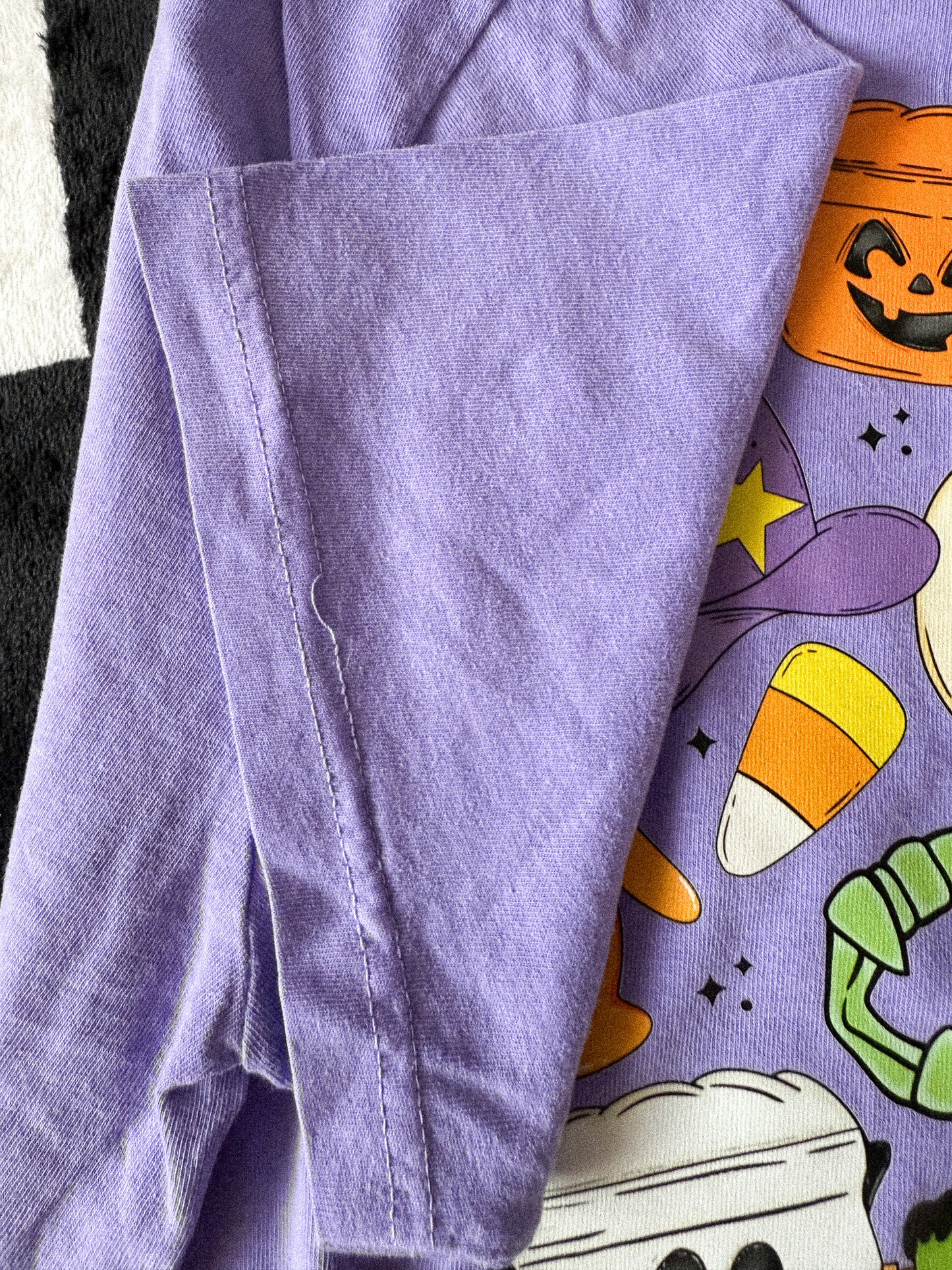 *IMPERFECT SALE* 90'S HALLOWEEN COLLAGE TEE L | READY TO SHIP