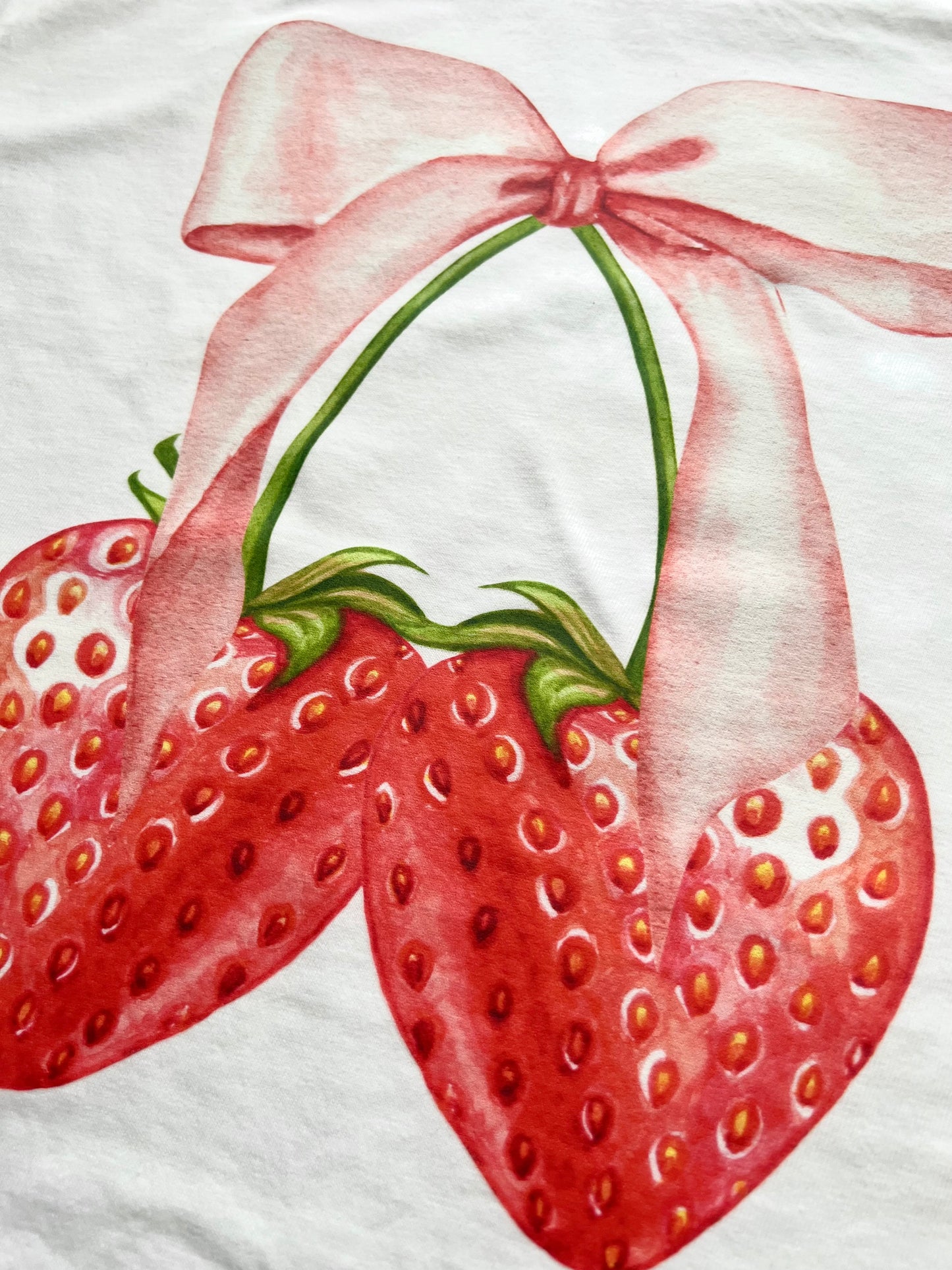 STRAWBERRY BOW TEE