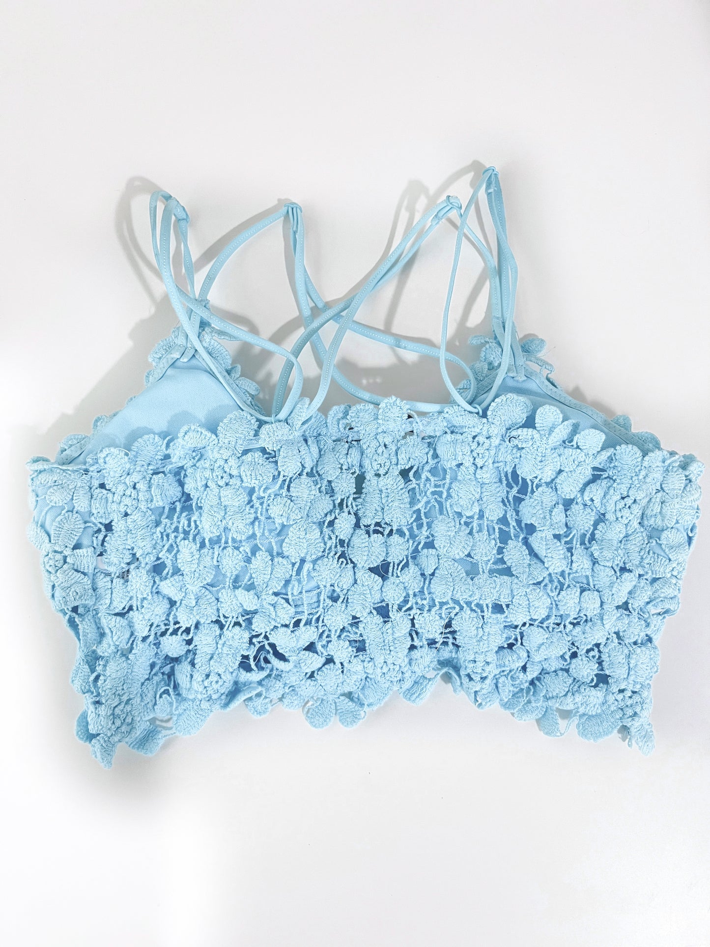 LACE CROPPED CAMI TOP | LIGHT BLUE